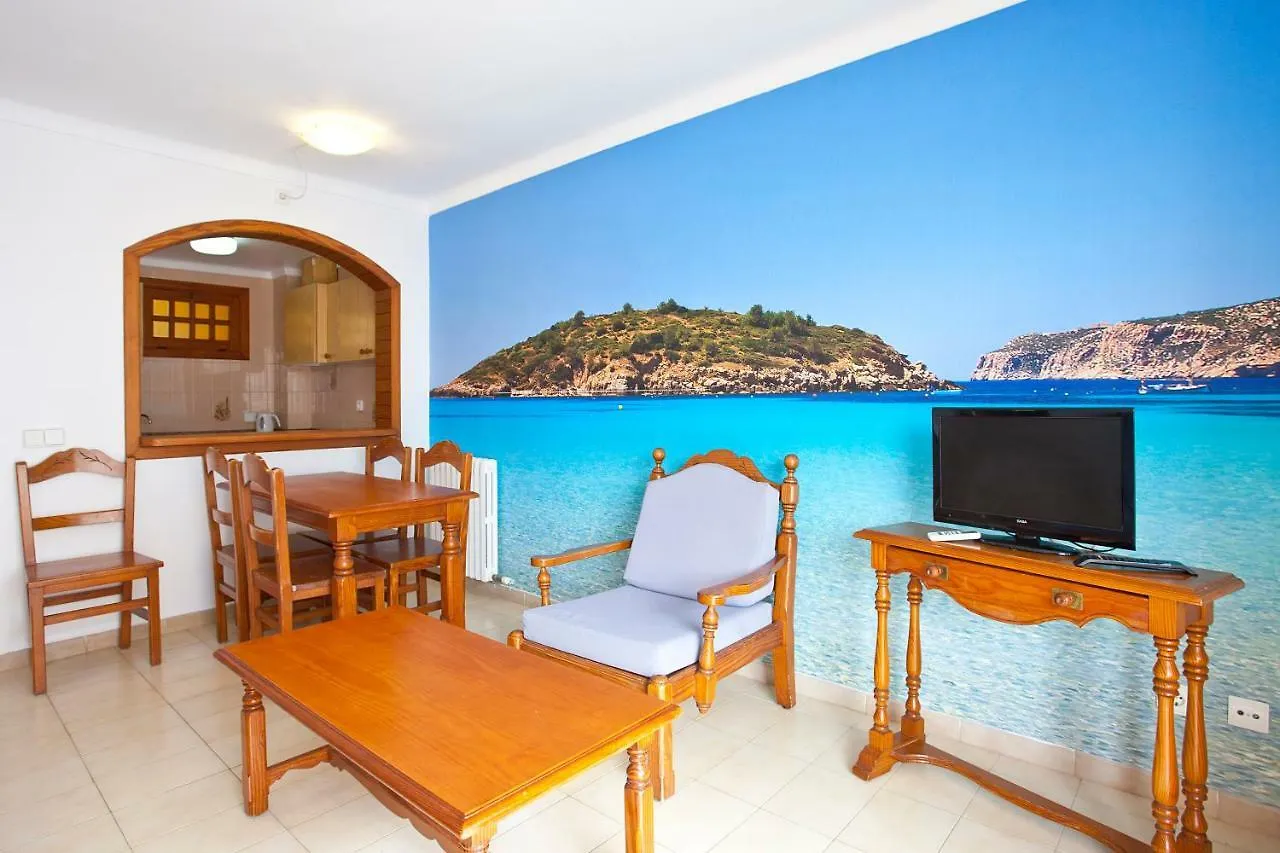 Apartamentos Sol Y Mar Cala Bona  Spain