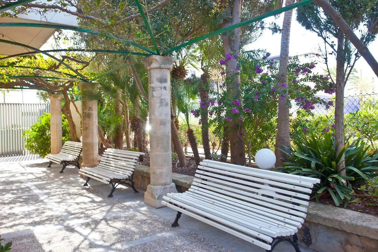 Apartamentos Sol Y Mar カラ・ボナ 3*,